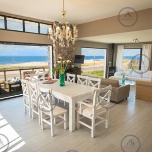Casa En Alquiler Anual Con Vista Al Mar