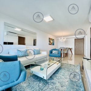 Apartamento Piso Alto Con Vista De 3 Dormitorios Y Parrillero En Playa Brava, Punta Del Este