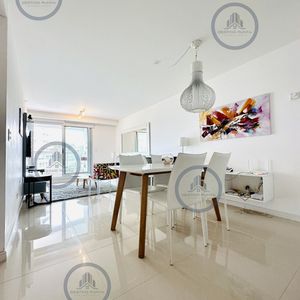 Apartamento De 1 Dormitorio En Playa Brava, Punta Del Este