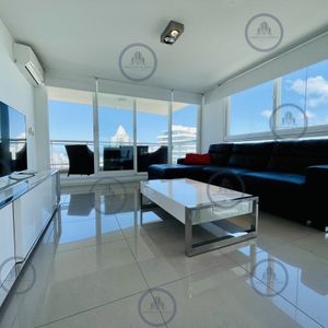 Alquiler Temporario De Apartamento De 2 Dormitorios Con Vista Al Mar En Torre One - Punta Del Este