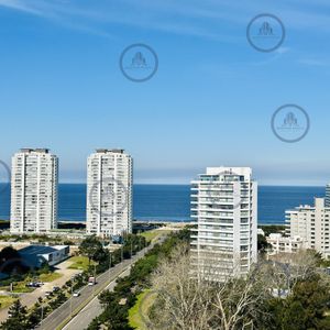 Apartamento De 3 Dormitorios En Playa Brava, Ocean Drive