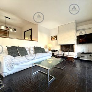 Apartamento En Venta Con Alma De Casa. Zona Península Punta Del Este