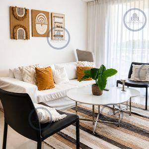 Apartamento De 3 Dormitorios En Primera Línea Del Mar, Playa Brava Punta Del Este