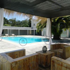 Moderna Casa De 4 Dormitorios En El Golf - Punta Del Este