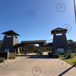 Espectacular Casa Moderna De 4 Dormitorios Con Piscina Climatizada En Laguna Escondida, José Ignacio