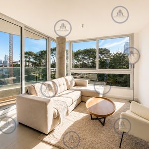 Apartamento En Venta De 3 Dormitorios En Excelente Ubicación, Punta Del Este