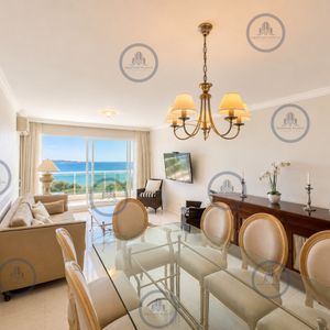 Apartamento De 3 Dormitorios Sobre Playa Mansa, En Venta Y Alquiler, Punta Del Este