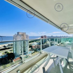 Apartamento Con Vista Al Mar De 2 Dormitorios A Una Cuadra De La Playa, Punta Del Este