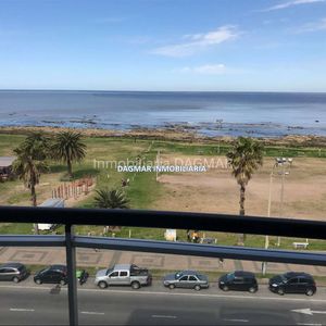 Piso Sobre Rambla Con La Mejor Vista En Punta Carretas