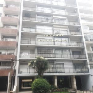 Venta Apartamento 2 Dormitorios 2 Baños Y Servicio
