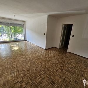 Amplio Apartamento De 3 Dormitorios + Servicio Con Garaje En Parque Batlle