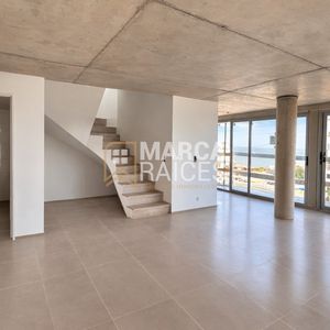 Venta Apartamento Duplex 3 Dormitorios 2 Baños Terraza Exclusiva Proximo A Entregar Barrio Sur Montevideo