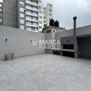 Venta Apartamento 3 Dormitorios 2 Baños Patio Con Parrillero Propio Tres Cruces A Estrenar Montevideo
