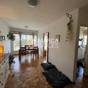 Alquiler Apartamento 4 Dormitorios, 2 Baños Con Garage. Ciudad Vieja, Montevideo