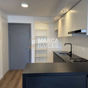 Alquiler Apartamento De Un Dormitorio Y Medio En Cordón Montevideo
