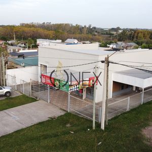 Gran Local Comercial En Venta