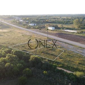 2 Terrenos En Venta Sobre Avenida  De Las Americas Paysandu