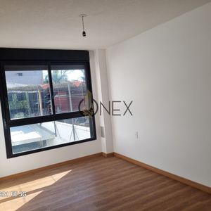 Se Vende Apartamento Amplio Estrenar En Malvín, Montevideo.