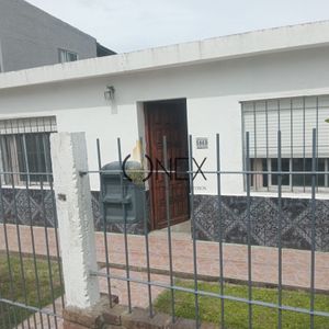 Se Vende Casa En Barrio Villa Sarandí