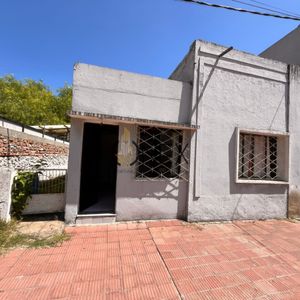 Casa A Reciclar En Venta Ubicación Estratégica