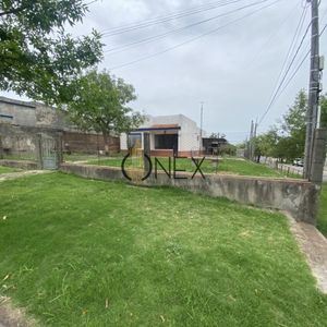 Propiedad En Esquina  Centrica  En Venta