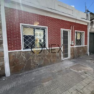 Se Vende Casa En Barrio Unión , Montevideo.