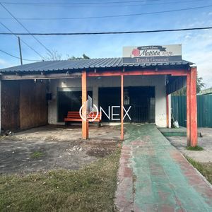 Local Sobre Avenida