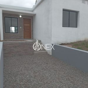 Vendo Casa De 2 Dormitorios A Estrenar ,en Barrio La Colina.