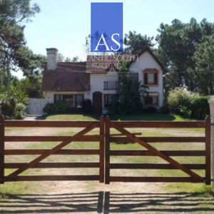 Casa 4 Dormitorios Rincon Del Indio Punta Del Este