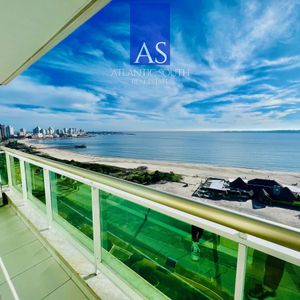 Apartamento De 3 Dormitorios En Primera Linea Playa Mansa , Punta Del Este
