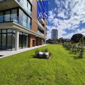 Apartamento Tipo Casa De 2 Dormitorios A Estrenar Con Gran Terraza Y Jardín Playa Mansa Punta Del Este