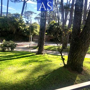 Apartamento Reciclado En Playa Mansa A Metros Del Mar