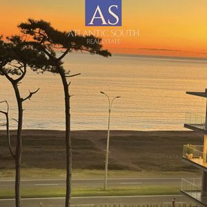 Oportunidad Apartamento 1 Dormitorio Primera Linea Frente Al Mar Playa Mansa Punta Del Este