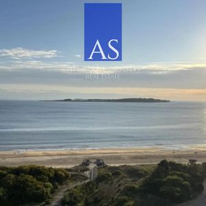 Apartamento 3 Dormitorios Piso Alto Frente Al Mar Planta De Categorí