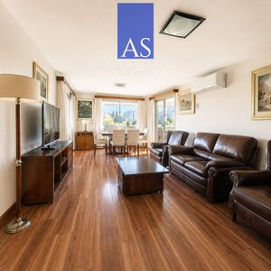 Apartamento Reciclado De 3 Dormitorios Con Parrillero En Playa Mansa Punta Del Este