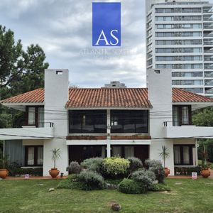 Venta 2 Casas Cerca Del Mar Ideal Inversión Punta Del Este Playa Brava