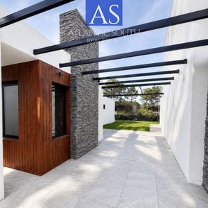 Casa A Estrenar De 3 Dormitorios Punta Del Este