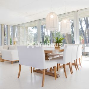 Casa En Venta De 4 Dormitorios, En Barrio Cerrado Rincon Del Indio Playa Brava