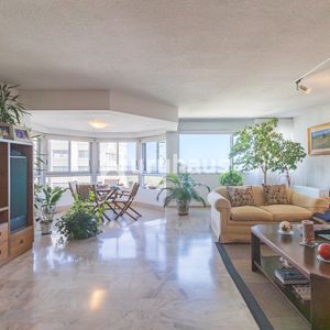 Venta Apartamento Tres Dormitorios Punta Del Este Edificio Roosevelet Center
