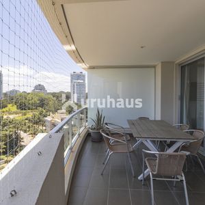 Venta Apartamento Dos Dormitorios Punta Del Este Edificio Wind Tower