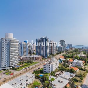 Forest Tower I - 4 Suites En Venta - Piso Alto Con Vista