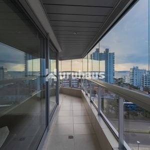 3 Dormitorios Y Dependencia - Playa Mansa - Art Boulevard