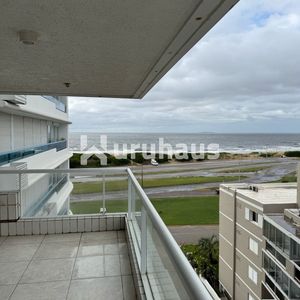 Alquiler Apartamento Tres Dormitorios Dependencia Playa Brava Parrillero Propio