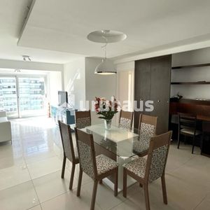 Apartamento En Venta De 3 Dormitorios En Roosevelt