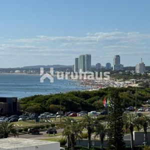 Venta Departamento 3 Dormitorios Playa Mansa Alexander