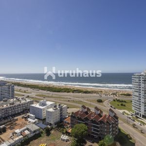 Venta Penthouse Playa Brava Parrillero Propio Duplex