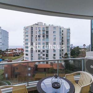 Venta Apartamento Dos Dormitorios Punta Del Este Edificio Wind Tower