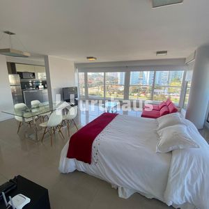 Venta Apartamento Monoambiente Playa Mansa Edificio Alexander Collection