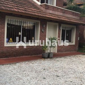 Venta Casa Tres Dormitorios Punta Del Este Cantegril
