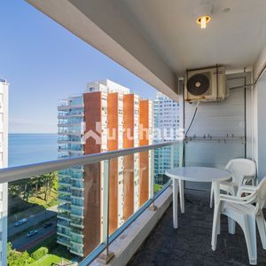 Venta Apartamento Dos Dormitorios Punta Del Este Edificio Palm Beach